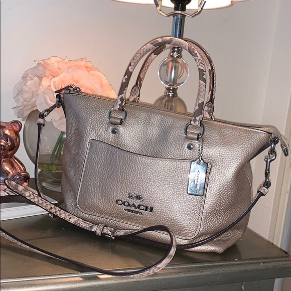 COACH - Picture 3 of 3